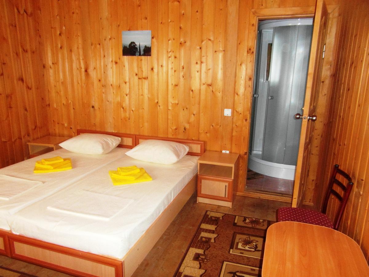 Эко-Отель Гагра Gagra Exterior photo